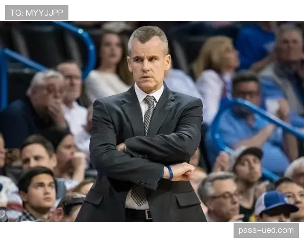 接管出球压制高位逼抢，布冯本赛季较初已转为组织者