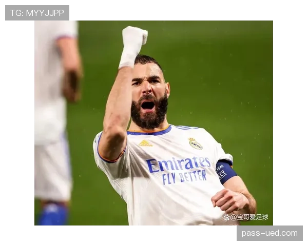 伊萨克与本泽马的中锋角色差异如何影响进攻效率